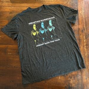 Sebastian Maniscalco Nobody Does This Tour Stand-Up Comedy Graphic T-shirt L